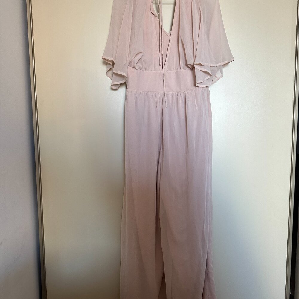 Flowy jumpsuit in blush pink